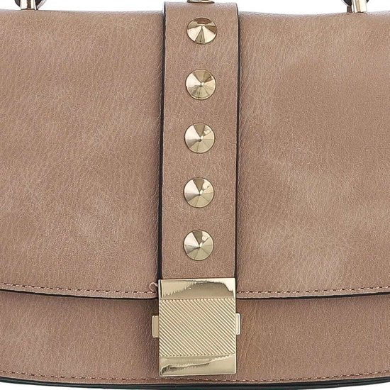 Kleine taupe schoudertas met studs.