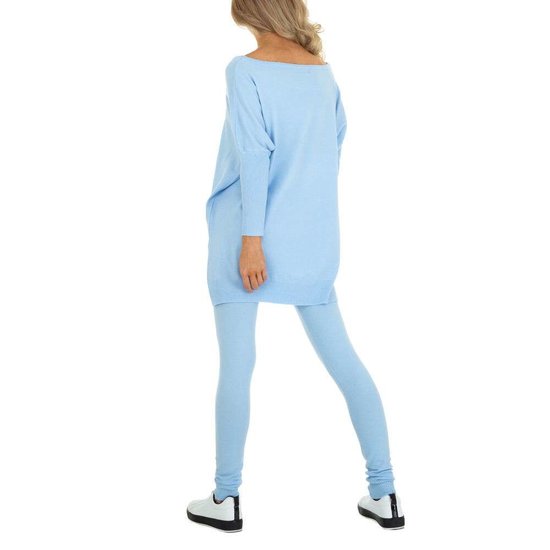 Cozy blauwe loungewear.