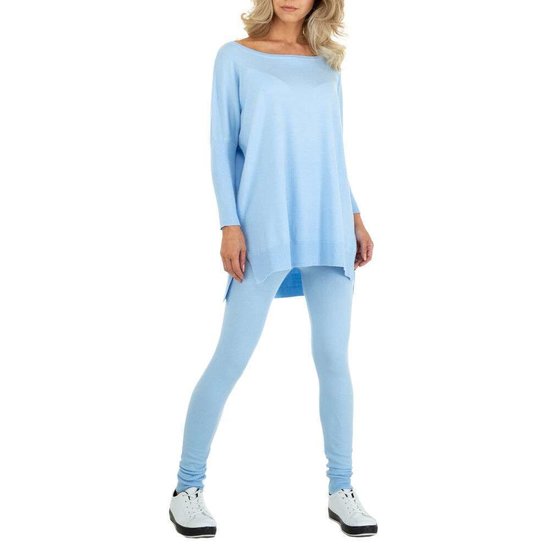 Cozy blauwe loungewear.