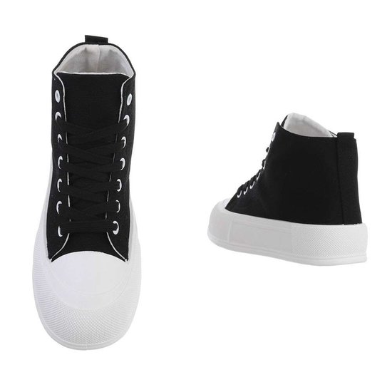 Zwarte hoge textiel sneaker Mariana.