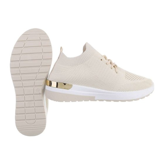 Trendy lage beige sock sneaker Pepa.