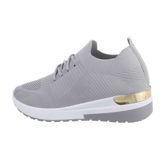 Trendy lage grijze sock sneaker Pepa.