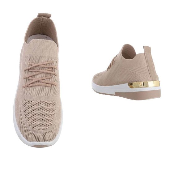 Trendy lage kaki sock sneaker Pepa.