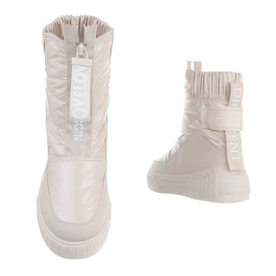 Beige snowboot Sarella.