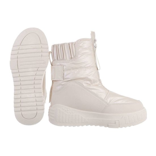 Beige snowboot Sarella.