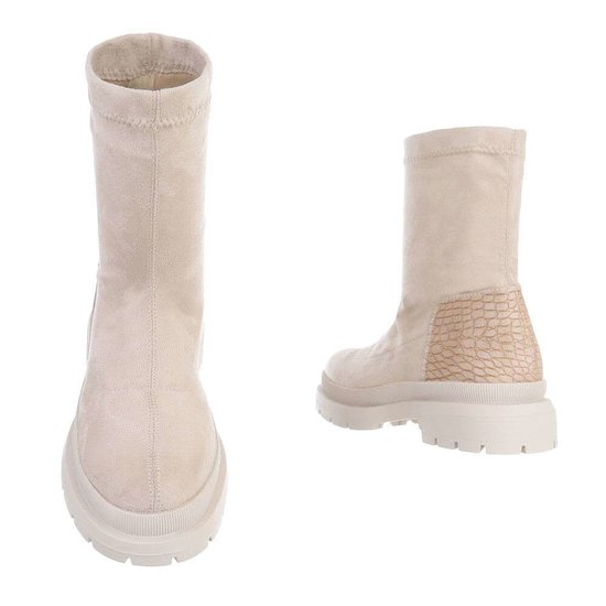 Beige suede boot Amada