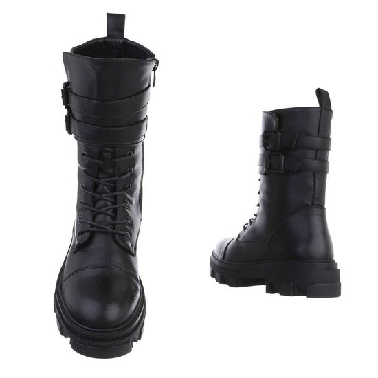 Trendy halfhoge zwarte boot Zaphira.