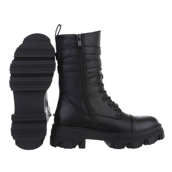 Trendy halfhoge zwarte boot Zaphira.