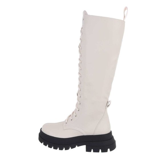 Beige hoge veterboot Simona.