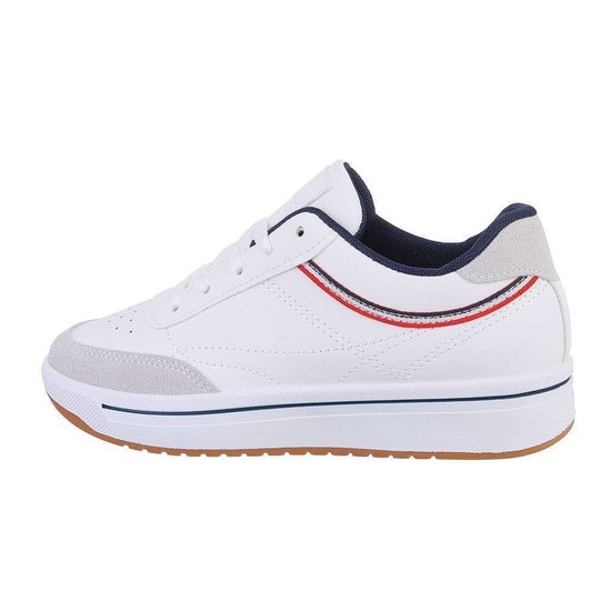 Classy witte lage sneaker Salina. - Sibelle Fashion