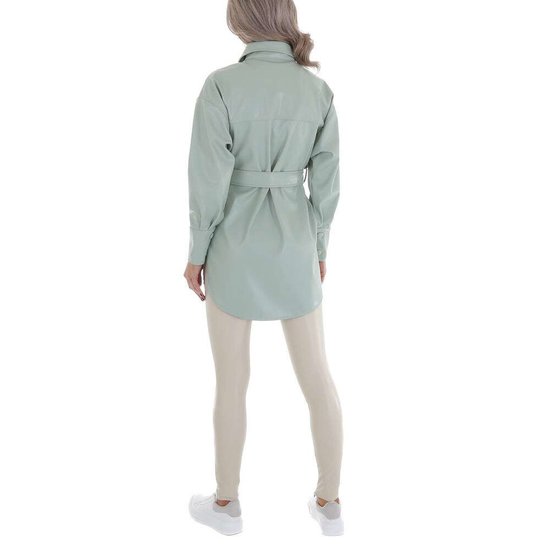 Trendy korte groene leatherlook jas
