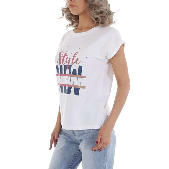 Witte T-shirt met opschrift NEW STYLE.