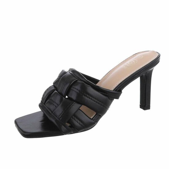 Zwarte mule Alma..