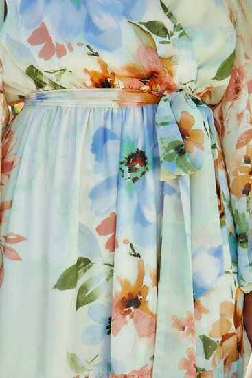 Elegante pastel groene maxi jurk met floral print.