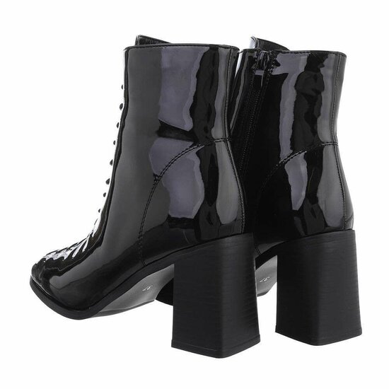 Bottines noires laquées Arienne.