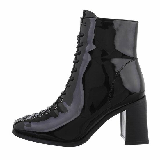 Bottines noires laquées Arienne.