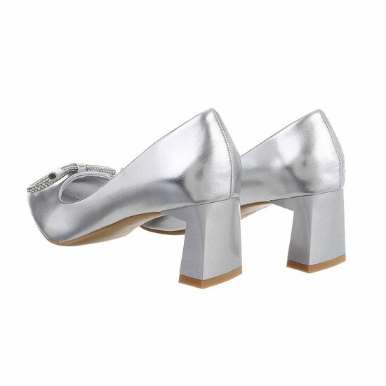 Zilveren pump Alvina.