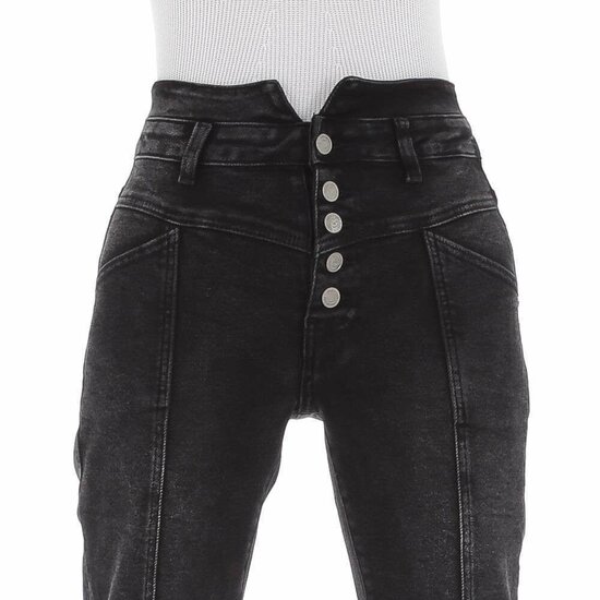 Zwarte pencil jeans broek.