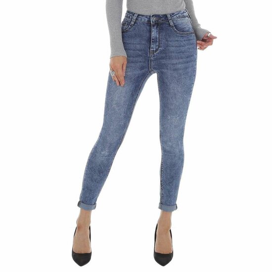 Skinny blue jeans broek met beer deco.