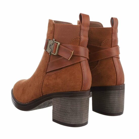 Bottines suedes camel Adanna