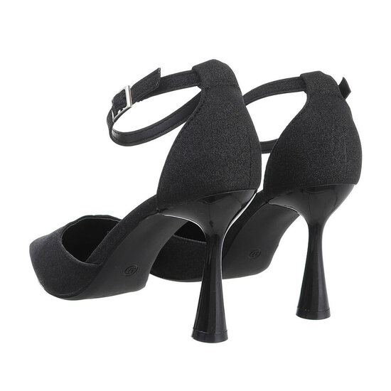 Zwarte pump Riona.