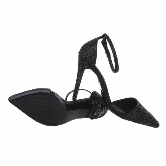 Zwarte pump Atika.