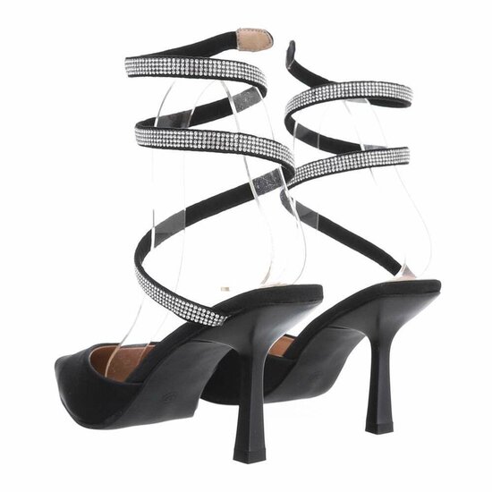 Zwarte trendy pump Avely.