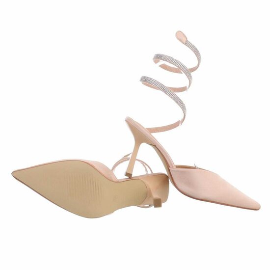Beige trendy pump Avely.