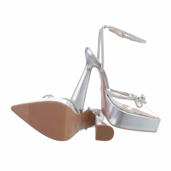 Fashion hoge zilveren pump Pandora.