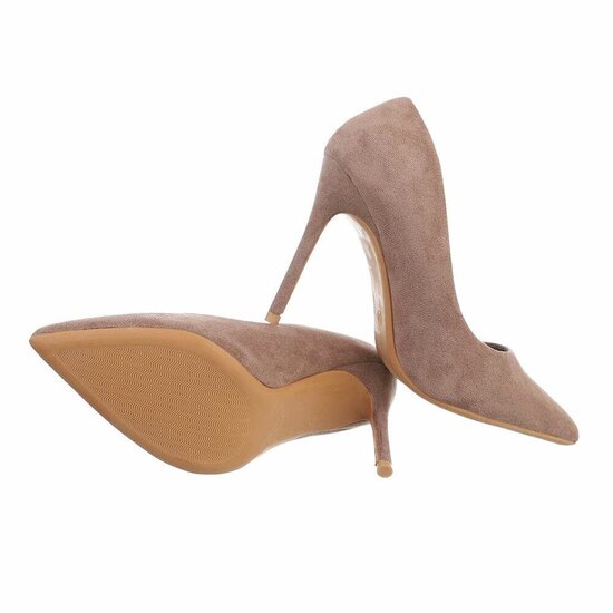 Taupe daimen pump Adiana.
