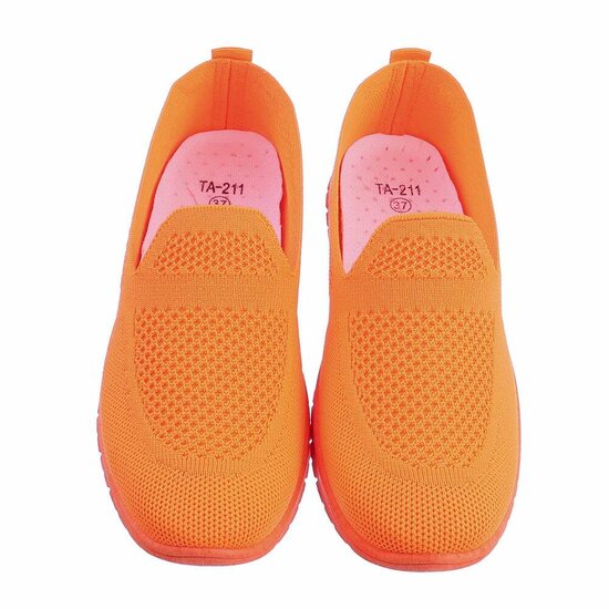 Oranje lage textiel sneaker Nadia.