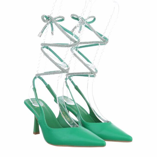 Groene pump Myrna.