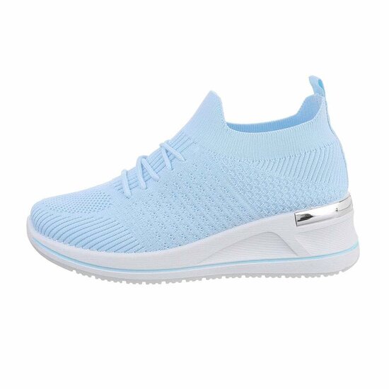 Licht blauwe lage textiel sneaker Yolanda.