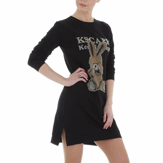 Kort zwart t-shirt jurkje.