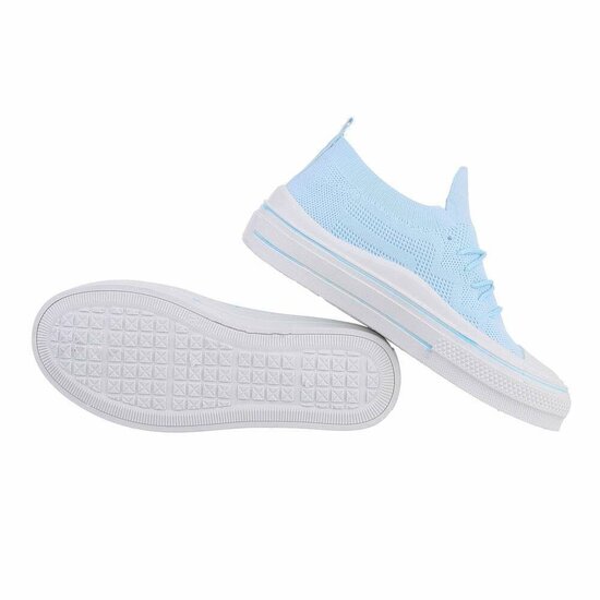 Trendy lage licht blauwe textiel sneaker Ingeborg.