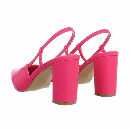 Fuchsia slingback pump Annebeth.