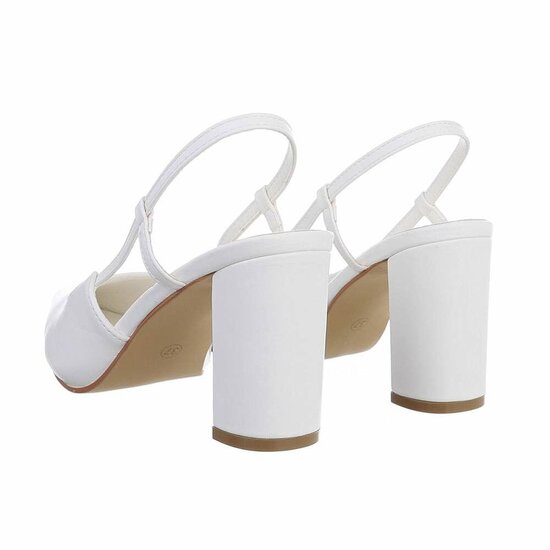 Witte slingback pump Annebeth.