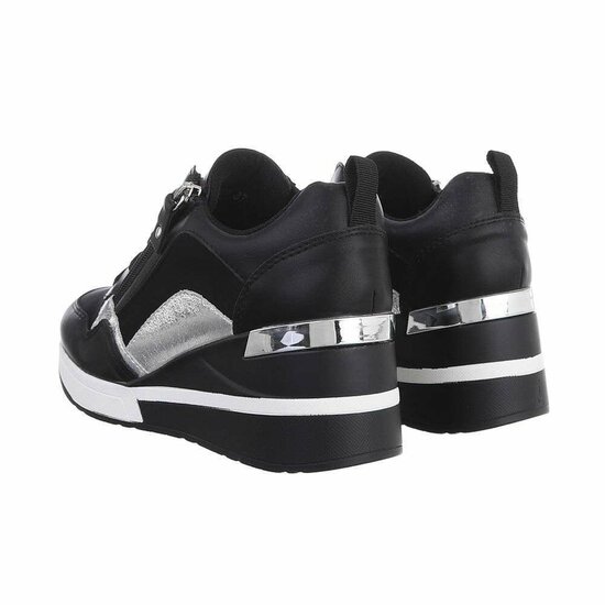 Hoge zwart-zilveren sneaker Dorien.