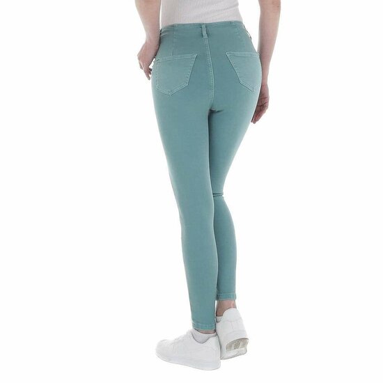 Turqouise high waist jeans met knoppensluiting.