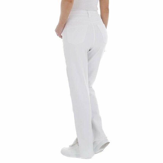 Modieuze witte straight leg jeans.