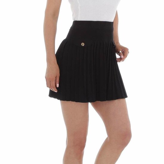 Trendy zwarte mini rok.