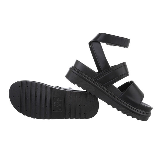 Zwarte sandaal met platform zool Kinga