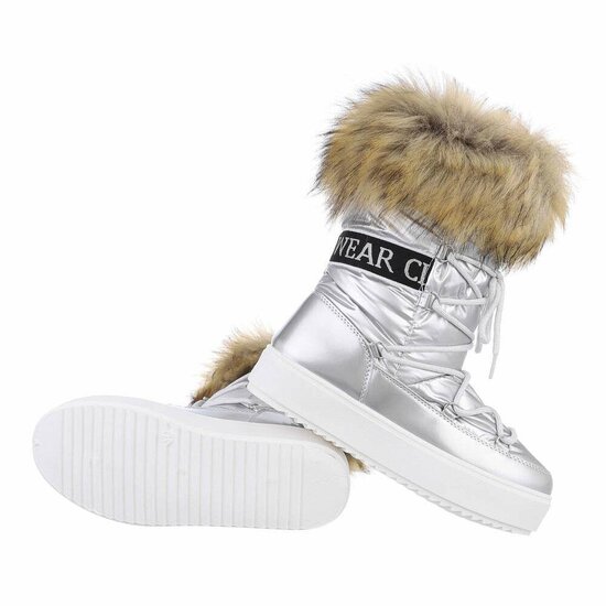 Zilveren winterboot Stacey.