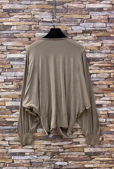 Chique taupe blouse in satijn.