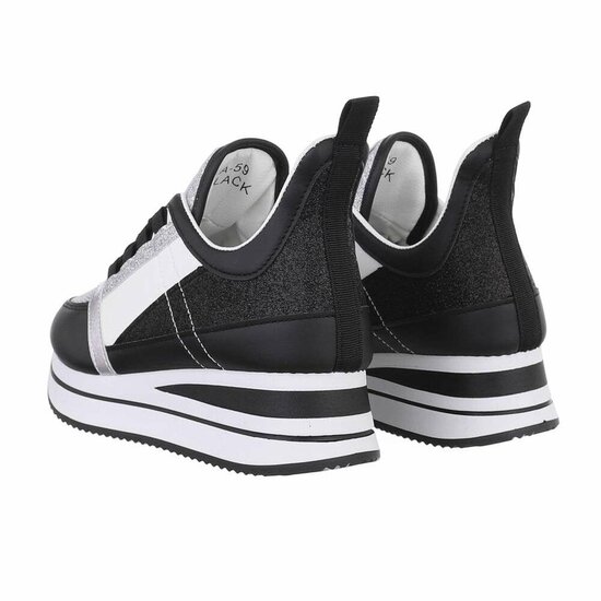 Lage zwarte sneaker Janna