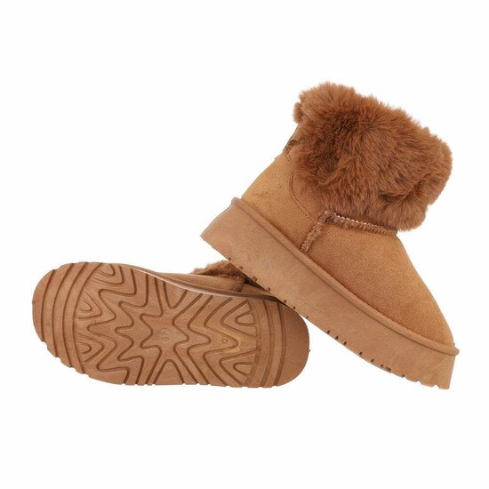 Camelkleurige korte suede winterboot Marianne