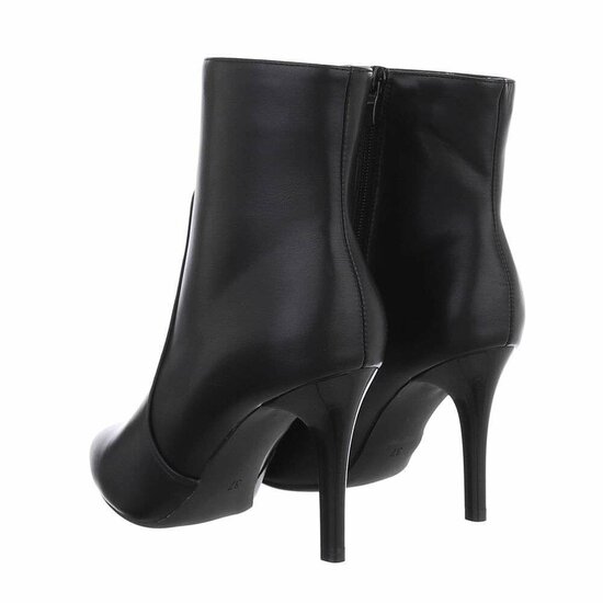 Zwart high heel enkellaarsje Jellie