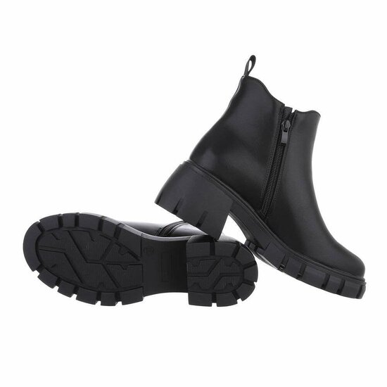 Zwarte Chelsea boot Magali.