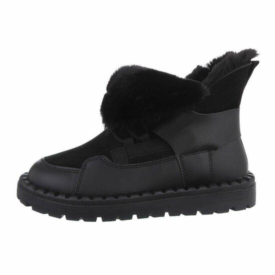 Zwarte korte winterboot Loeka