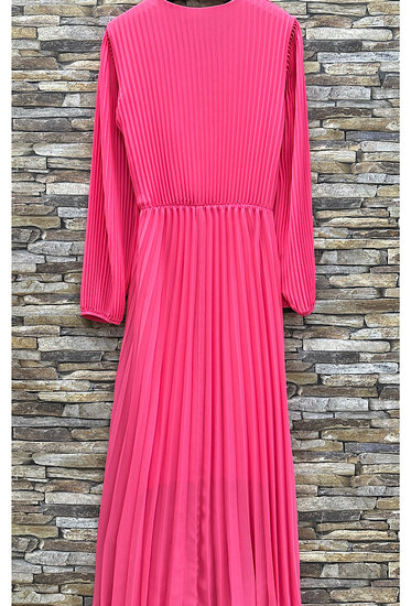 Classy fuchsia plisse maxi jurk.